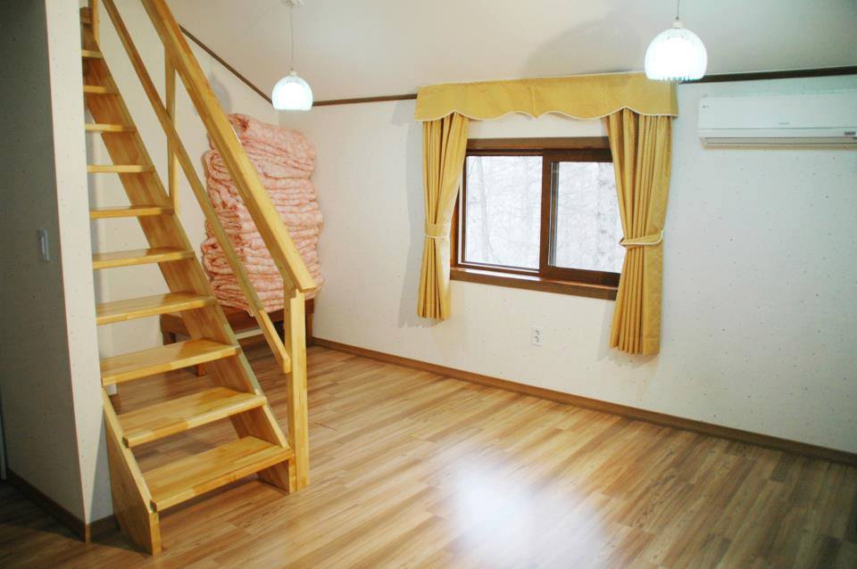 숙박시설 통나무 펜션 이미지